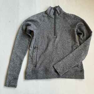 lululemon - engineered warmth 1/4 zip - grey - size 4